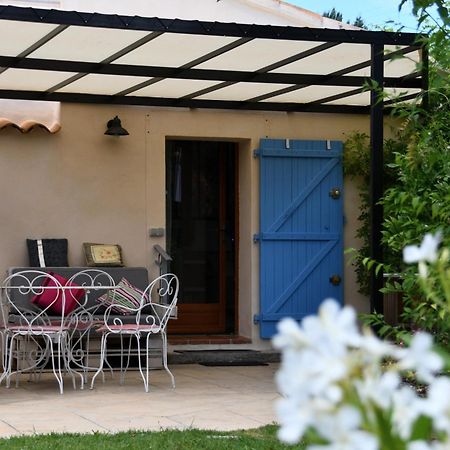 Vila L'Ocabee La Tour-dʼAigues Exteriér fotografie