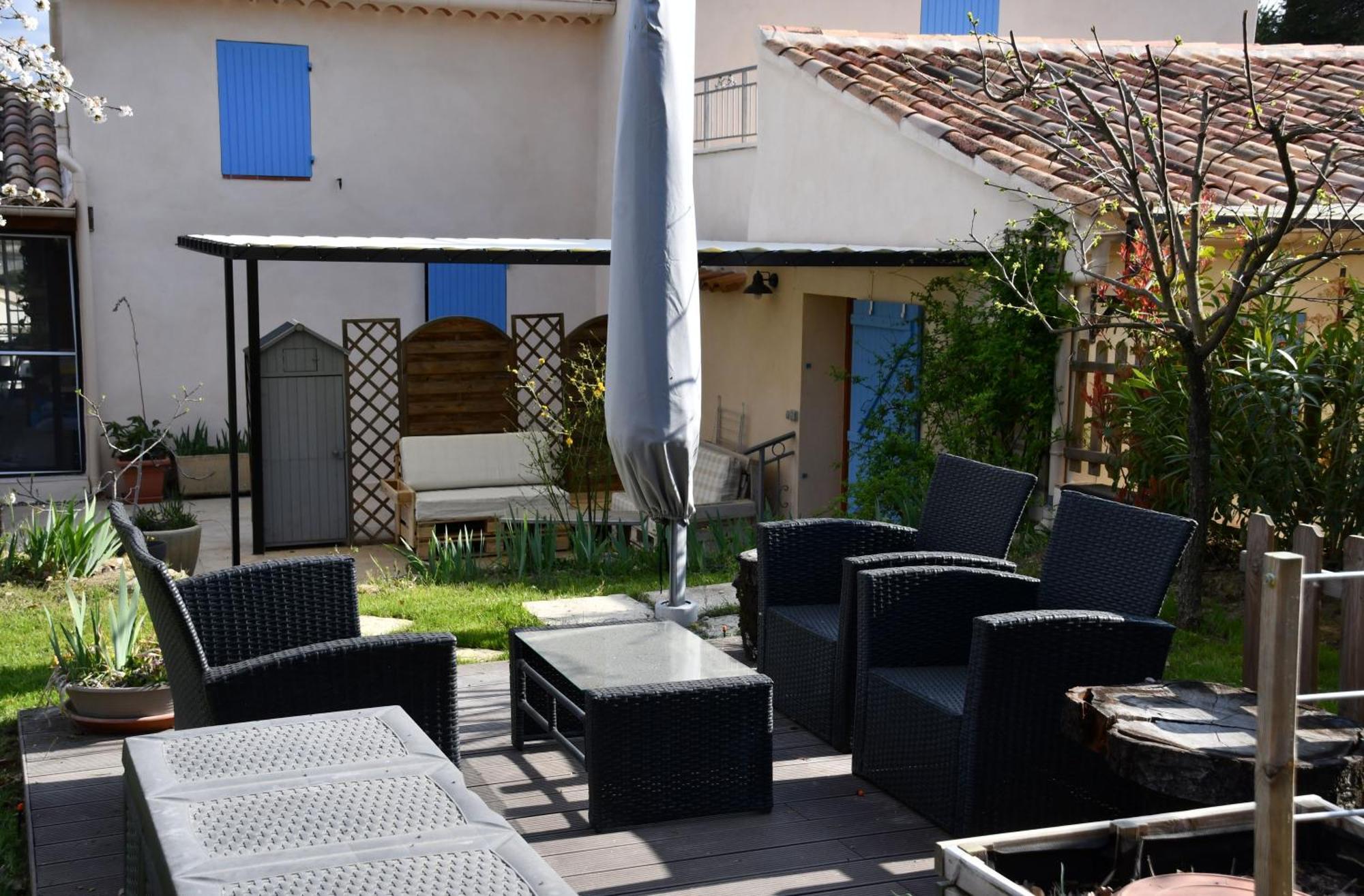 Vila L'Ocabee La Tour-dʼAigues Exteriér fotografie